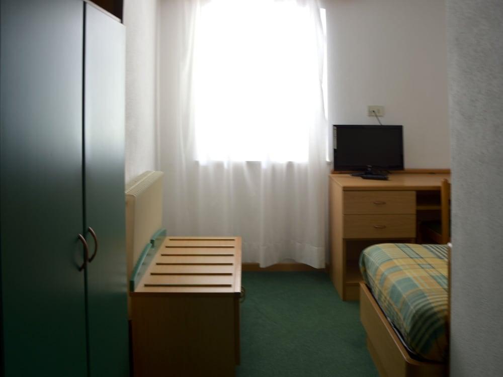 Sport Hotel Pampeago Tesero Bagian luar foto