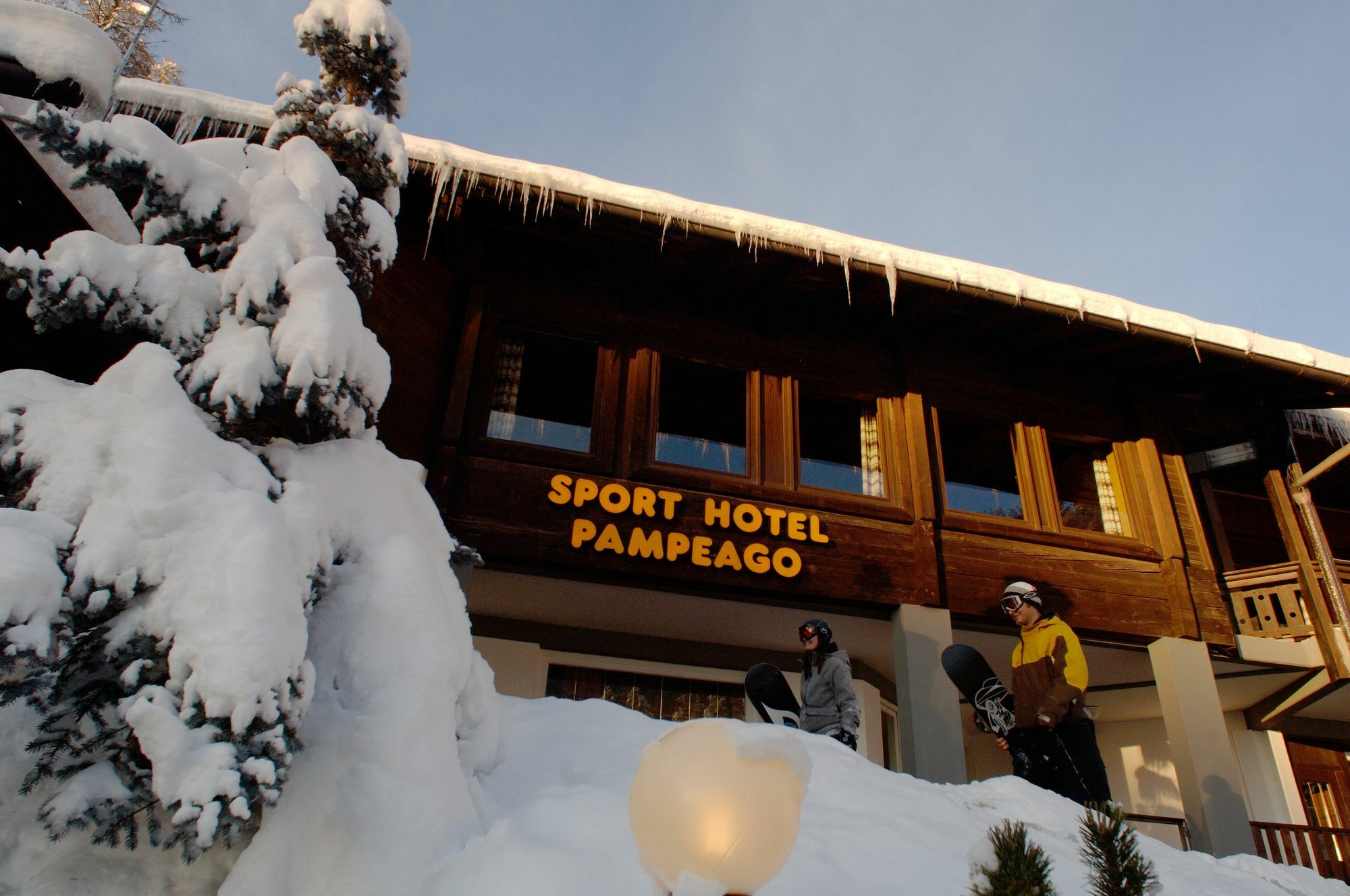 Sport Hotel Pampeago Tesero Bagian luar foto