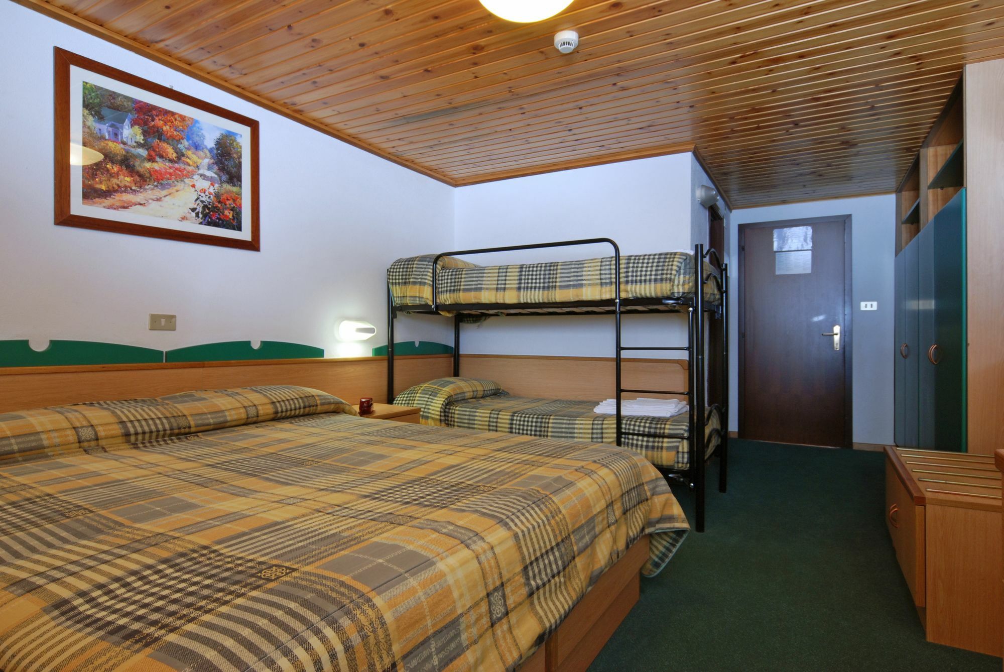 Sport Hotel Pampeago Tesero Bagian luar foto